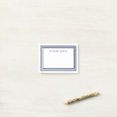 Modernes Weiß mit dreifach blauen Grenzen Post-it Klebezettel (Auf Schreibtisch)