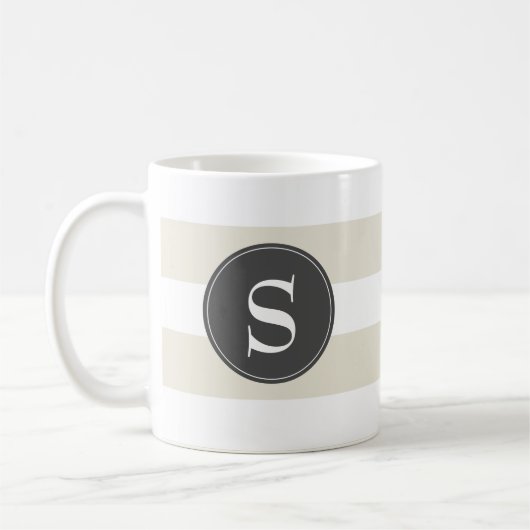 Modernes Weiß, Taupe, Schwarzes Monogramm Kaffeetasse (Links)