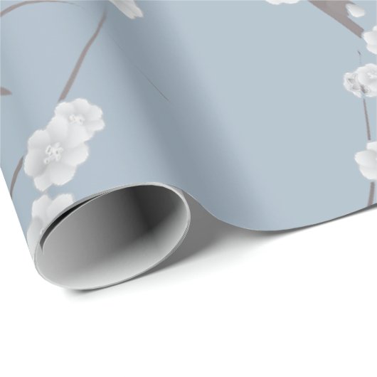 Modernes weißes blaues Kirschblüten-Blumenmuster Geschenkpapier (Rolleneckpunkt)