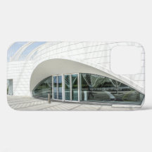 Modernes, weißes Gebäude