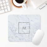 Modernes, weißes Marmormousepad für Monogramm Mousepad<br><div class="desc">Speziell konzipiertes Monogramm-Mauspad mit modernem weißem Marmorhintergrund mit personalisiertem Monogramm,  das in einem silbernen Glitzer-Rahmen eingeschlossen ist.</div>