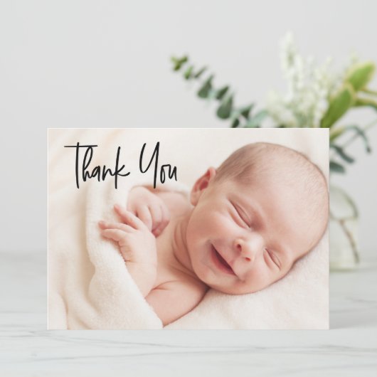 Modernes Welcome Baby Dusche Foto Dankeskarte (Stehend Vorderseite)