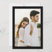 Modernes White Black Simple Wedeption Foto Einladung (Rückseite)