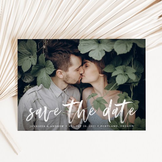 Modernes White Brush Script-Foto Save the Date Einladung