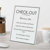 Modernes White Guest Karo Out Table Sign Sockelschild (In SItu)