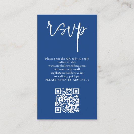 Modernes White Script Blue QR Code Wedding RSVP Begleitkarte (Vorderseite)