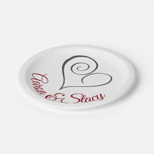 Modernes wirres Herz Personalisiert Pappteller (Schrägansicht)