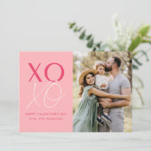 Modernes XOXO Rosa Valentinstag Foto Feiertagskarte (Stehend Vorderseite)