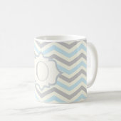 Modernes Zickzack Babyblau, grau, Elfenbeinmuster Kaffeetasse (VorderseiteRechts)