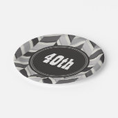 Modernes Zickzack geometrisches Monogramm Pappteller (Schrägansicht)