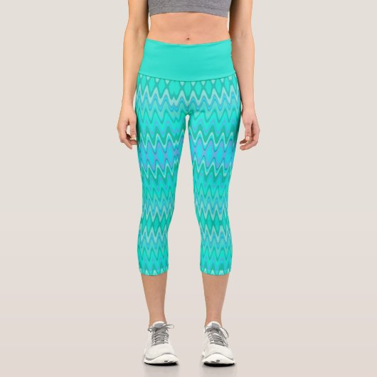Modernes Zickzackmuster - Wellen in Türkis Capri Leggings (Vorderseite)