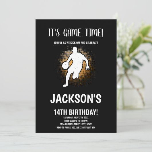 Modifizierbare Boys Sports Party Card mit schwarze Einladung (Stehend Vorderseite)