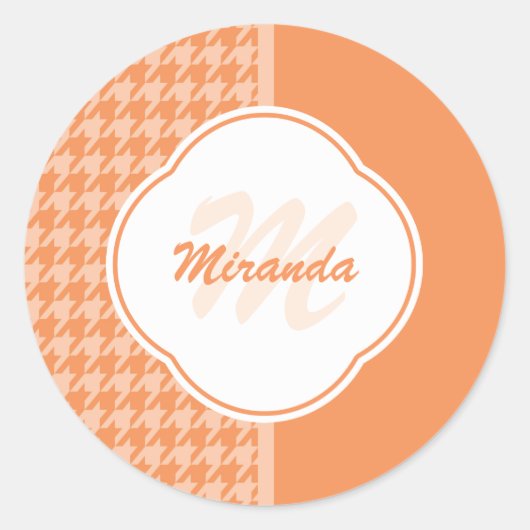 Modifiziertes Orange Hahnentrittmuster Monogramm u Runder Aufkleber (Vorderseite)