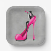 Modische Lady in Stiletto-Papierplatte Pappteller (Vorderseite)