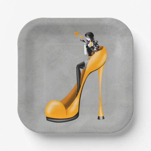 Modische Lady in Stiletto-Papierplatte Pappteller (Vorderseite)