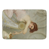 Modische Schönheit beim Spielen mit ihrem Hund Badematte (Vorderseite)