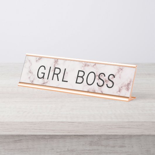 Modischer rosa Marmormädchen-Chef Schreibtischnamensplakette (Vorderseite )