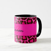 Modisches rosa Leopard-und Scharnier-Monogramm Tasse (VorderseiteRechts)