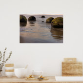 Moeraki Boulders on Beach Poster (Küche)