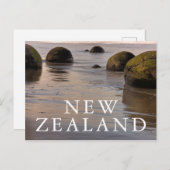 Moeraki Boulders on Beach Postkarte (Vorne/Hinten)