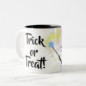 Moes magisches glückliches Halloween Zweifarbige Tasse (Vorderseite Links)