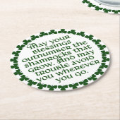 Mögen Ihre Segnungen die Kleeblätter übertreffen,  Runder Pappuntersetzer (Angewinkelt)