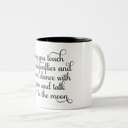 Mögen Sie mit Feen irischem Segen tanzen Zweifarbige Tasse (VorderseiteRechts)