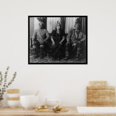 Mohegan-Indianer-Chef und Familie 1923 Poster (Küche)