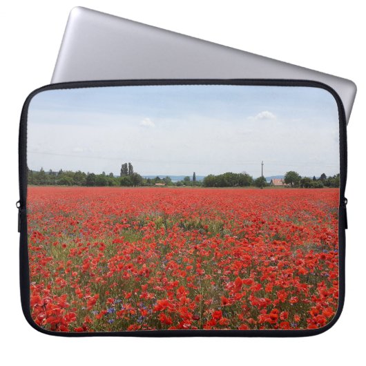 Mohnfeld Laptopschutzhülle (Vorderseite)