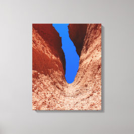 Mojave Canyon – Vertikaler Wüstenhimmel Leinwanddruck