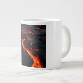 Molten Lava Stone Pour Earthy Brutalism Jumbo-Tasse (Vorderseite Rechts)