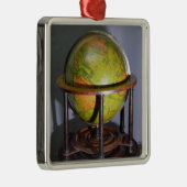 Molyneux Kugel Silbernes Ornament (Rechts)