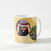 Mom Custom Fotos Yellow Dots Coffee Mug Kaffeetasse (VorderseiteRechts)