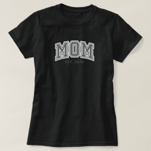 MOM EST. 2026 Vintage-Varsity-Typografie Vater' T-Shirt