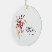 Mom Est. Year – New Mom Milestone Keramik Ornament (Rechts)