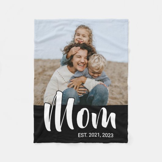 Mom Established Black Modern Script Photo Fleecedecke (Vorderseite)
