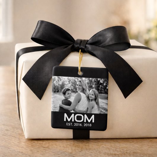 Mom Established Black White Script Photo Keramikornament