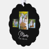 Mom Established Modern Script Black 3 Photo Ornament Karte (Links)