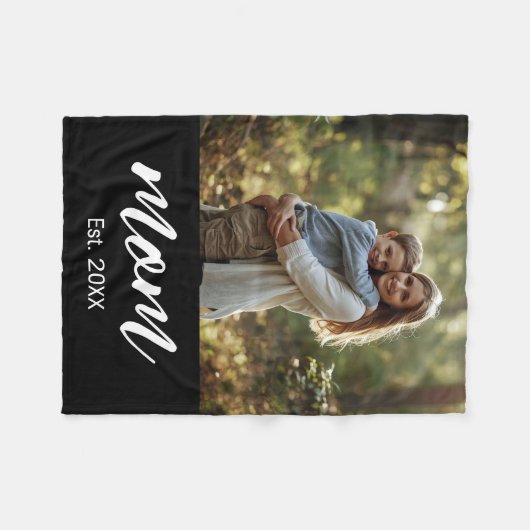Mom Established Photo Mother's Day Fleecedecke (Vorderseite (Horizontal))