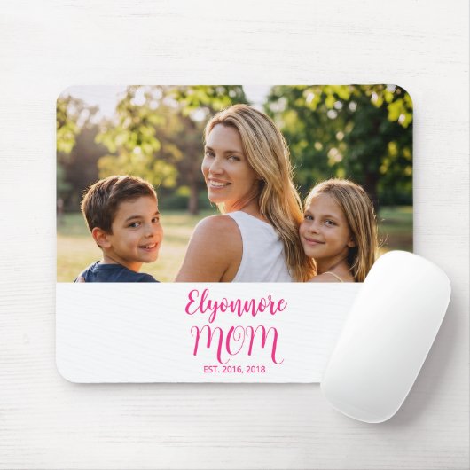 Mom Established Pink Script Name  Mousepad (Mit Mouse)