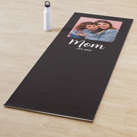 Mom Established Script Black Photo  Yogamatte (Beispiel)