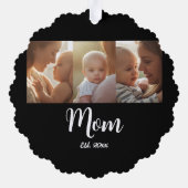 Mom Established Year Modern Script Black 3 Photo Ornament Karte (Rückseite)