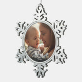 Mom Established Year Script Photo Schneeflocken Zinn-Ornament (Rechts)