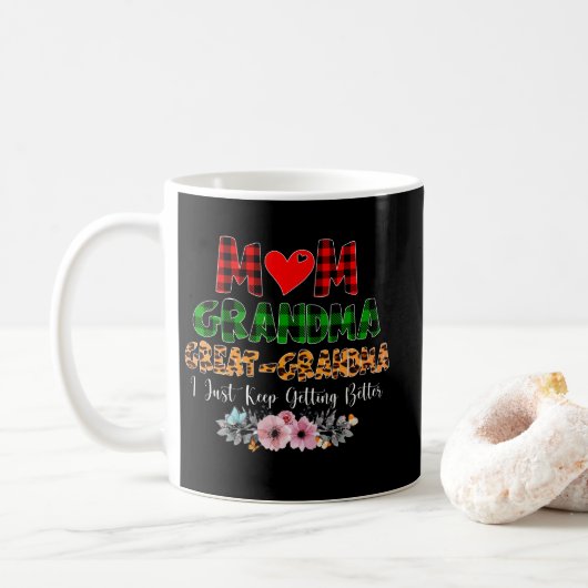 Mom Grandma Great Grandma Getting Better plaid Kaffeetasse (Mit Donut)