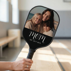 Mom hat lustiges Skript-Foto erstellt Pickleball Schläger