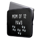 Mom of 12 paws laptopschutzhülle (Vorderseite Links)