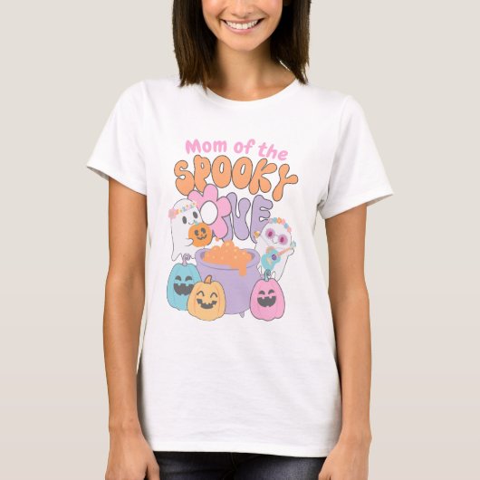 Mom of the Spooky One Hippie Halloween T-Shirt (Vorderseite)