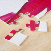 Moment erobert: Eine Rote Rose Petal Elegance Puzzle (Seite)