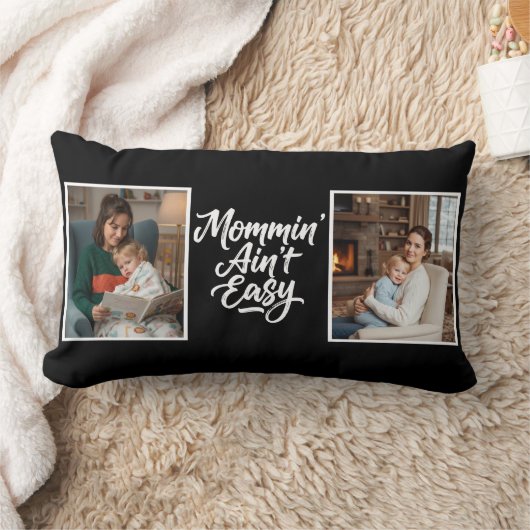 Mommin Ain't Easy Brush Script Two 2 Photo Black Lendenkissen (Decke)