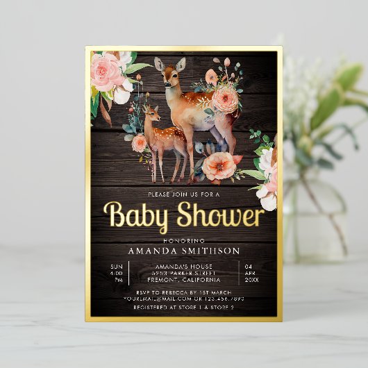 Mommy Baby Floral Deer Wood Baby Dusche Gold Folieneinladung (Stehend vorne)